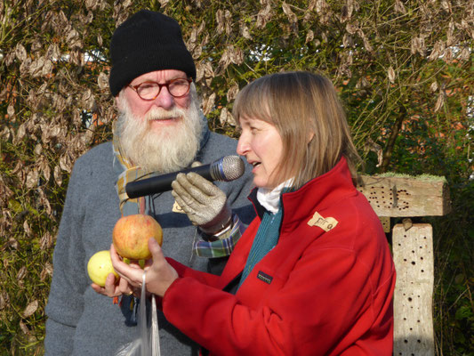 Petra Schweim  (Naturgarten 'Appelbarg') -Moderator John Langley