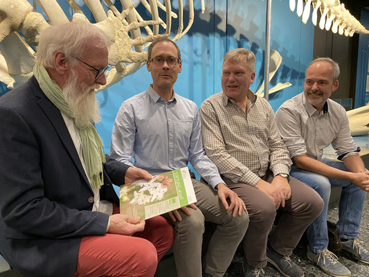 Foto: Petra Schweim - John Langley, Adrian Weiß - ›Langer Tag der StadtNatur‹, Thomas Mahnke - Kaufmännischer Leiter und ›Langer Tag der StadtNatur‹, Lothar Frenz - Loki Schmidt Botschafter