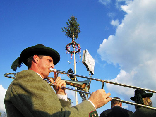 Franz Wippel - Maibaumaufstellen in Kapfenberg