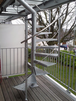 metallisch 12 Spindeltreppe Dach Zugang