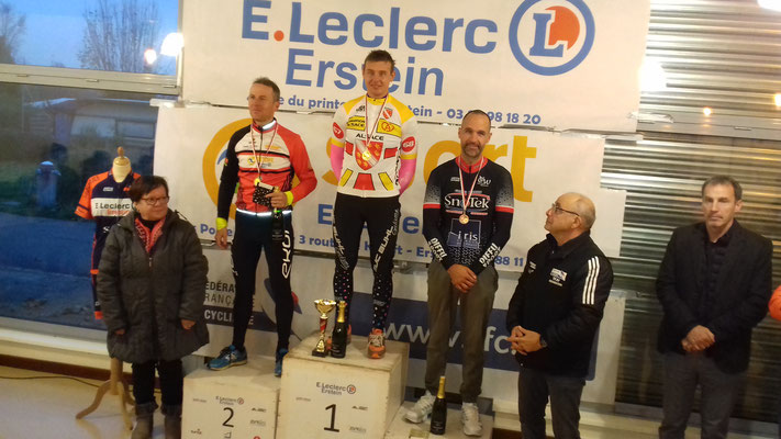 Jérémy Bolli (vice champion master) Championnat d'Alsace de Cyclo-cross - Erstein (67) 27 novembre 2022