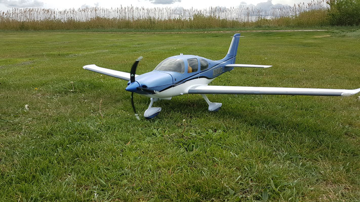 CIRRUS SR22T   E-flight