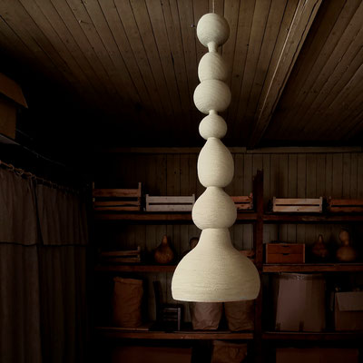 totem-lampe-lampe+baladeuse-suspension-createur-francais-fabrication-francaise-made-in-france-sarah+morin-design-luminaire-couleur-artisanat