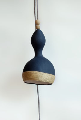 lampe+poetique-lampe+baladeuse-suspension-createur-francais-fabrication-francaise-made-in-france-sarah+morin-design-luminaire-couleur-artisanat-wabisabi
