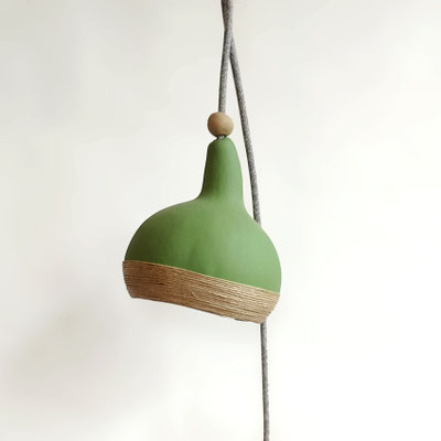 lampe-lampe+poetique-lampe+baladeuse-suspension-createur-francais-fabrication-francaise-made-in-france-sarah+morin-design-luminaire-couleur-artisanat-decoration+wabisabi