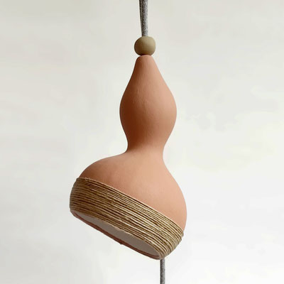 lampe+poetique-lampe+baladeuse-suspension-createur-francais-fabrication-francaise-made-in-france-sarah+morin-design-luminaire-couleur-artisanat-wabisabi
