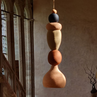 totem-lampe-lampe+baladeuse-suspension-createur-francais-fabrication-francaise-made-in-france-sarah+morin-design-luminaire-couleur-artisanat