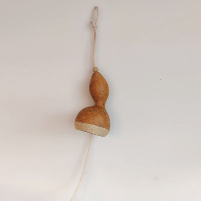 lampe-lampe+poetique-lampe+baladeuse-suspension-createur-francais-fabrication-francaise-made-in-france-sarah+morin-design-luminaire-couleur-artisanat-decoration+wabisabi