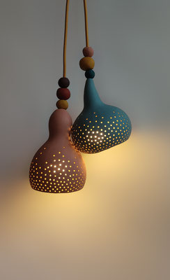 lampe+poetique-lampe+baladeuse-suspension-createur-francais-fabrication-francaise-made-in-france-sarah+morin-design-luminaire-couleur-artisanat