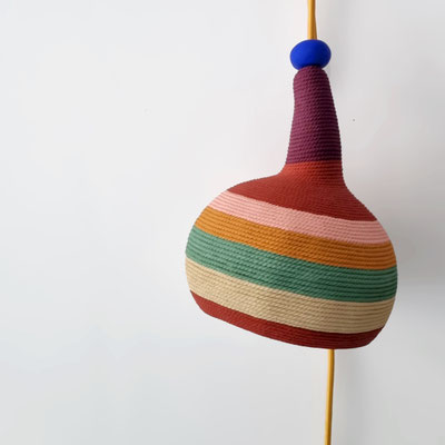 lampe-lampe+baladeuse-suspension-createur-francais-fabrication-francaise-made-in-france-sarah+morin-design-luminaire-couleur-artisanat