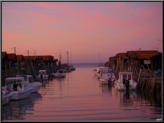 Port au soleil couchant 