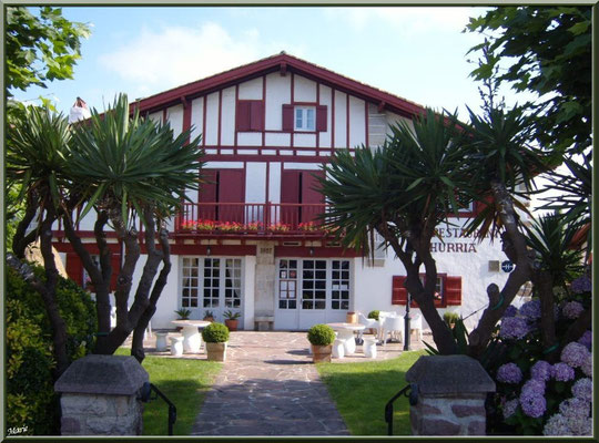Aïnoha : maison de 1657, restaurant (Pays Basque français)