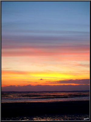 Coucher de soleil sur le Bassin, en juillet, vu du port