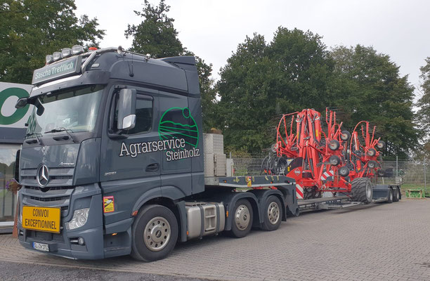 Transport Kuhn Schwader nach Frankreich