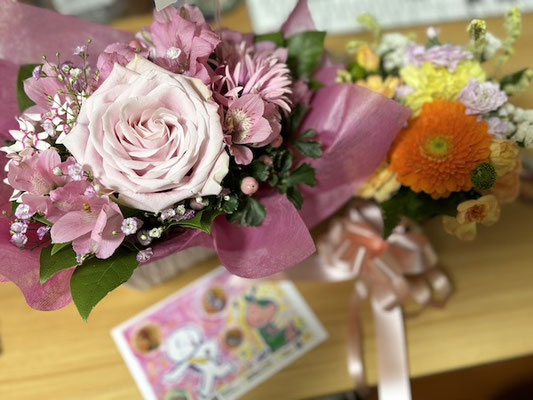 お花やお土産もありがとうございました。