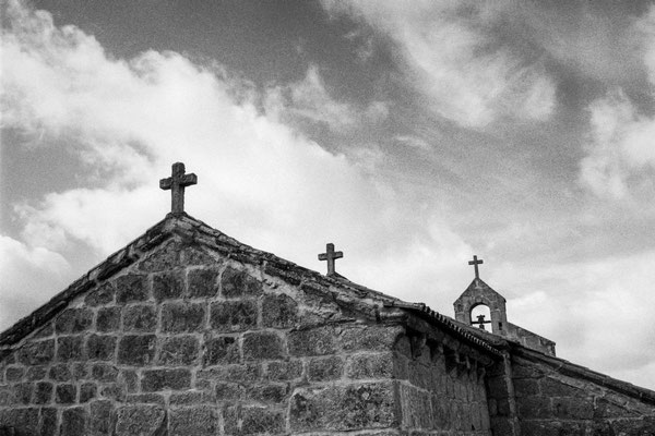 Capielha de L Santo Cristo, Picote, Miranda de L Douro | Capela do Santo Cristo, Picote, Miranda do Douro, 2021.