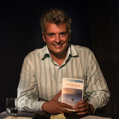 Lesung in der Zimmerbühne Konstanz am 29.9.16. Foto: Helmut Bär.