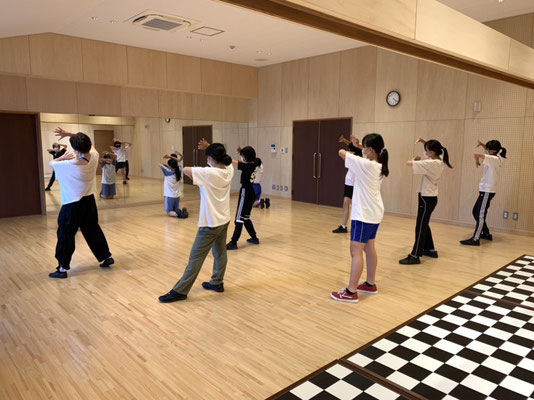 ダンスフロム保内画像03