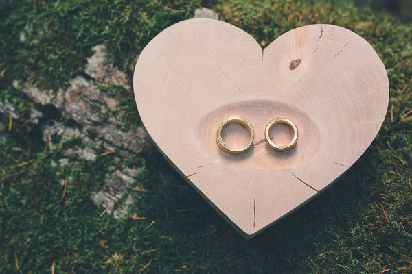 Ringschale aus Holz