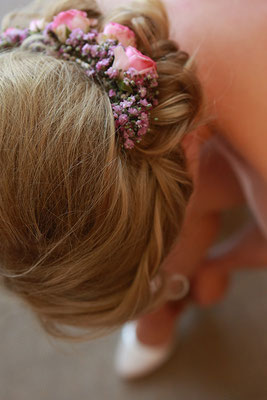 bodenmiller-fotografie familienfoto hochzeit frisur