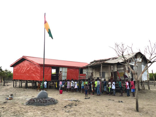 Schulhaus der Vorschule in Meyingbé