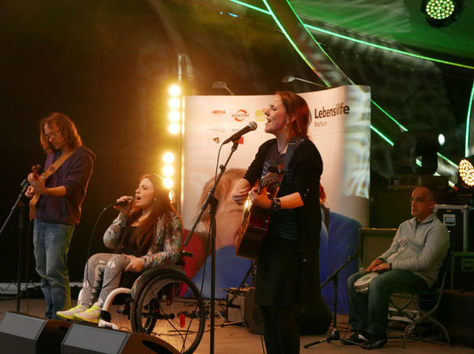 Nia extended version bei Rock for inclusion im Bermudadreieck in Bochum (Mai 2015) (Foto: kw)
