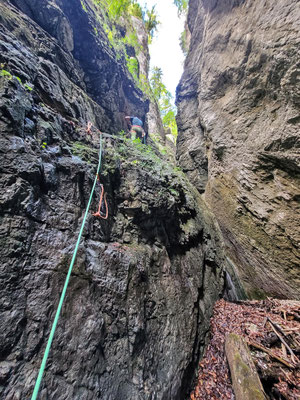 die 1. Seillänge (3. Wasserfall)