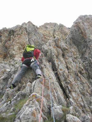 erste richtige Seillänge, hinauf zum Beginn der Rampe