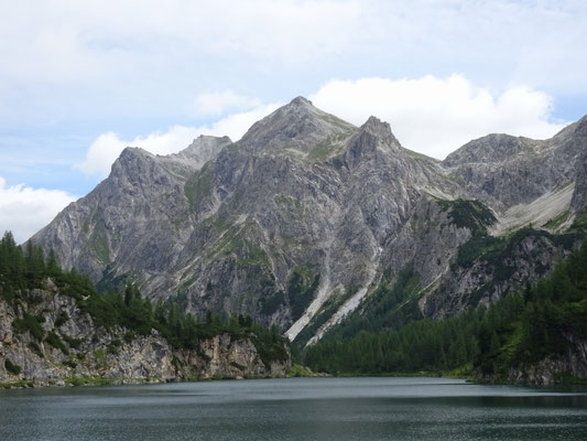 Blick zur Wildkarhöhe mit dem Tappenkarsee