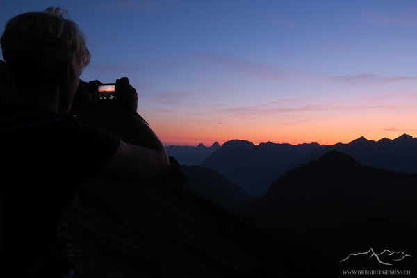 ...und das wird natürlich fotografisch festgehalten..