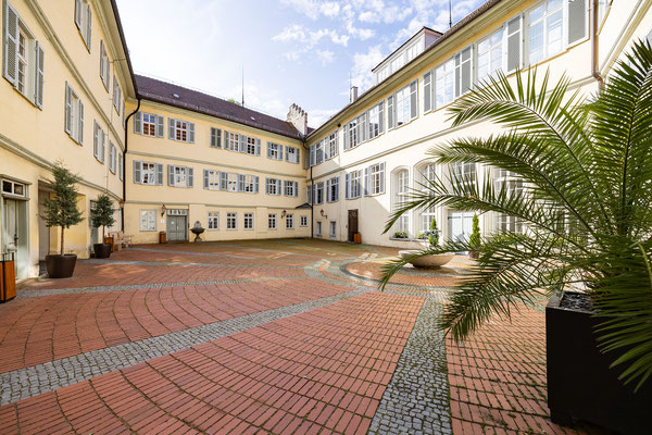 Gebäude und Räume des SAF Kirchheim - Der Schlossinnenhof