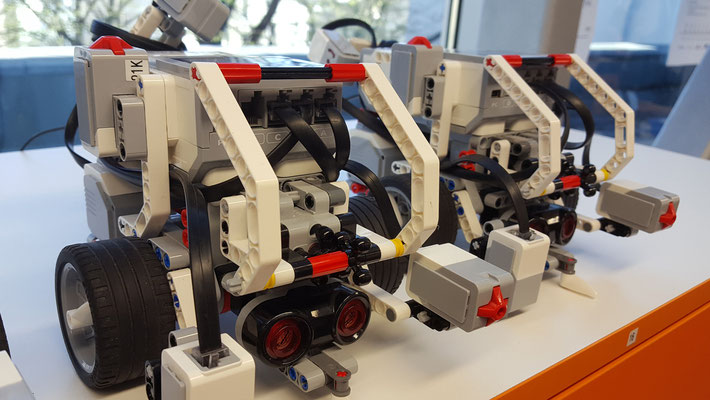 Bauen, Programmieren und Lernen ist das Motto der LEGO-Technics-Lerngruppen der 21. Schule. Foto: Ulrichs