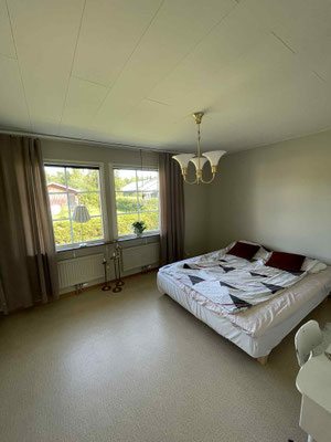 sovrum på nedre plan