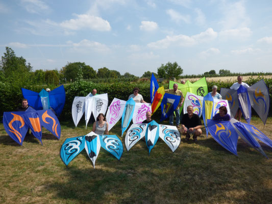 Und hier das Gruppenbild mit den Erbauern.