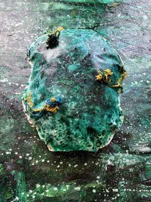 mens volubilis 1 80 x 60 x 40 cm, oil, wool on canvas