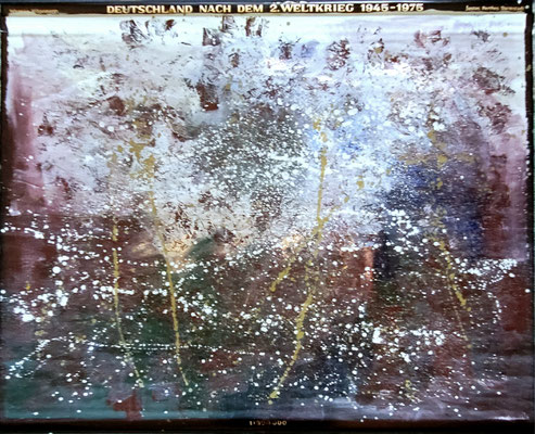 Deutschland nach dem 2. Weltkrieg 190 x 230 cm, oil on schoolmap