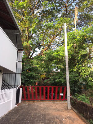 Enter gate