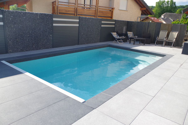 Terrasse grès cérame - Groisy - aménagement piscine - 74