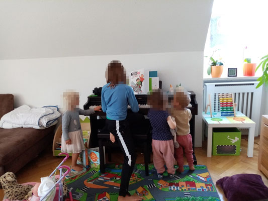 Klavierspielen macht fast allen Spaß 