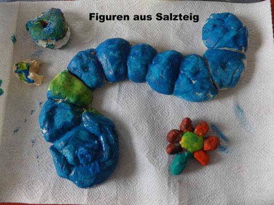 Raupe Nimmersatt aus Salzteig