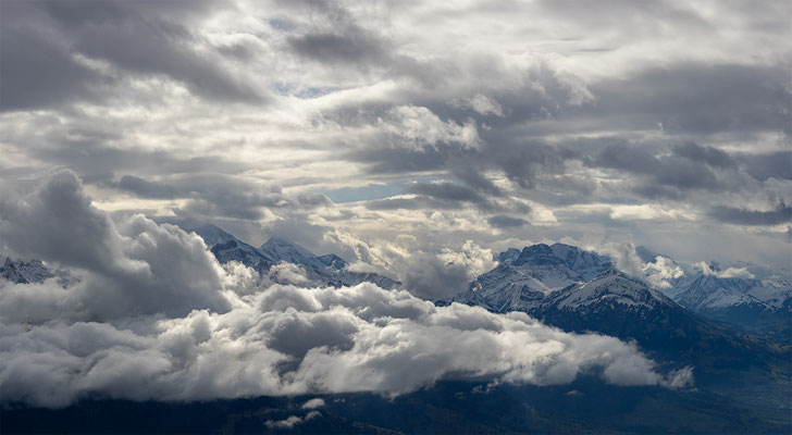 Sicht vom Niederhorn, momente-der-schoepfung.ch