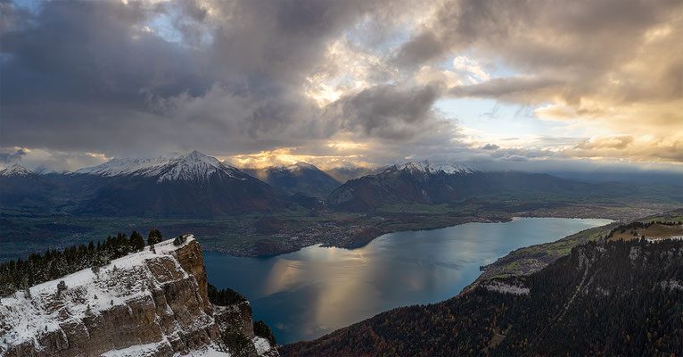 Sicht vom Niederhorn, momente-der-schoepfung.ch