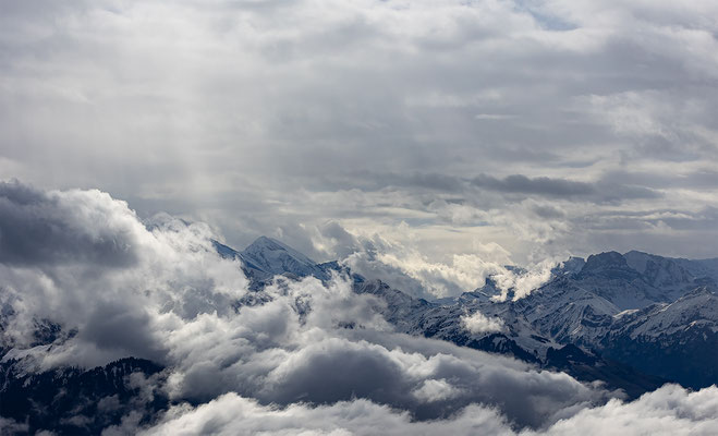 Sicht vom Niederhorn, momente-der-schoepfung.ch