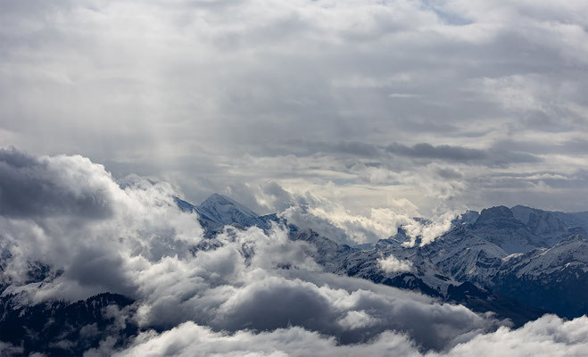 Sicht vom Niederhorn, momente-der-schoepfung.ch