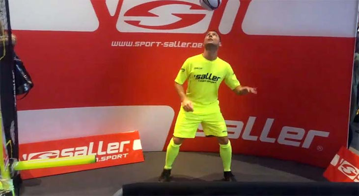 Sport Saller Messe Mein Leben Allgaeu – interaktive Fussballshow mit Publikumsbeteiligung und Freestyle Trick