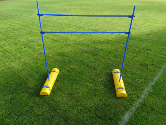 Samicap Trainingsrahmen mit zwei Querstreben – Koordinations- und Reaktionsübungen für Fußballspieler.
