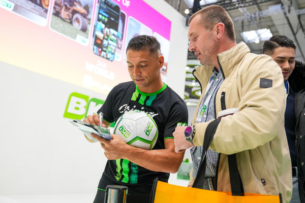 Messestand Ideen und Besucher