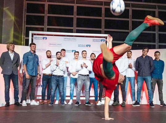 Show freestyle impressionnant devant des dizaines d’enfants réunis pour un anniversaire mémorable