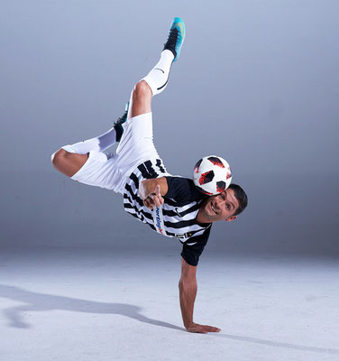 Football Freestyler with the head