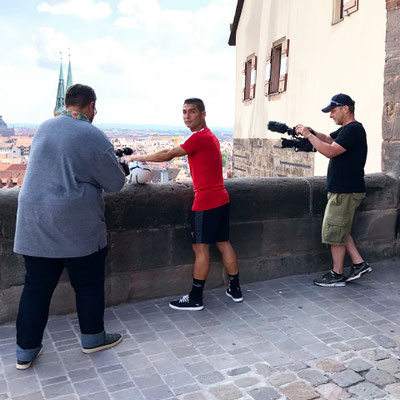 Behind-the-Scenes PUMA Dreh – Fußball-Freestyler Saki mit Kamerateam